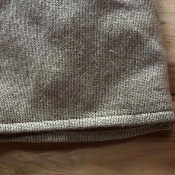 Vintage 100% Cashmere Calvin Klein cardigan - Picture 12 of 12